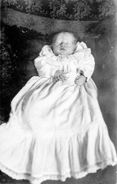 Anamosa Library & Learning Center, history of Iowa, Iowa, Iowa History, Anamosa, IA, Children, baby