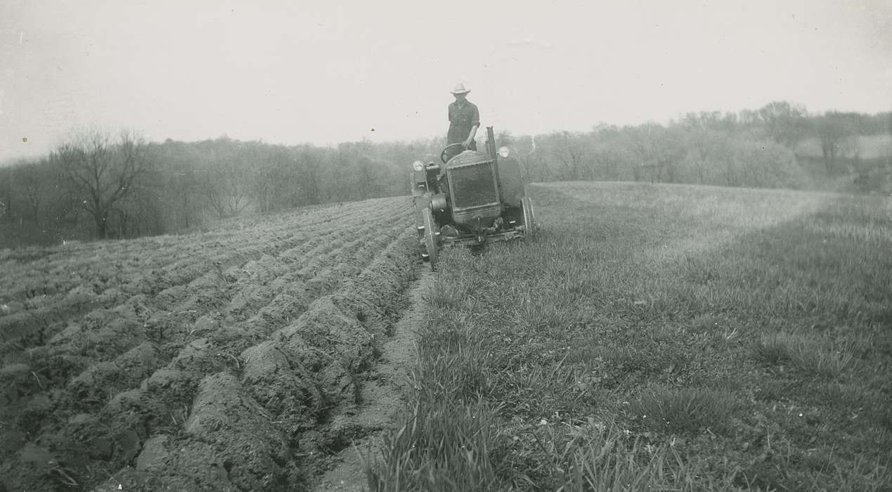 IA, history of Iowa, Farms, Iowa, Portraits - Individual, Fredericks, Robert, Iowa History, Farming Equipment