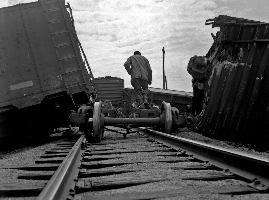 Belnap, IA, Iowa History, history of Iowa, Wrecks, Motorized Vehicles, train track, railroad, Iowa, Lemberger, LeAnn, train