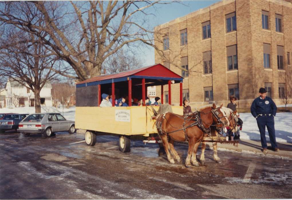 Children, history of Iowa, Entertainment, Waverly Public Library, Waverly, IA, Iowa, Civic Engagement, Motorized Vehicles, Winter, horses, Iowa History, horse drawn wagon, Cities and Towns, winter, Animals, cars