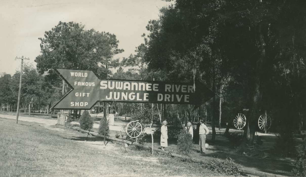 Fanning Springs, FL, sign, McMurray, Doug, Travel, Iowa History, Iowa, history of Iowa