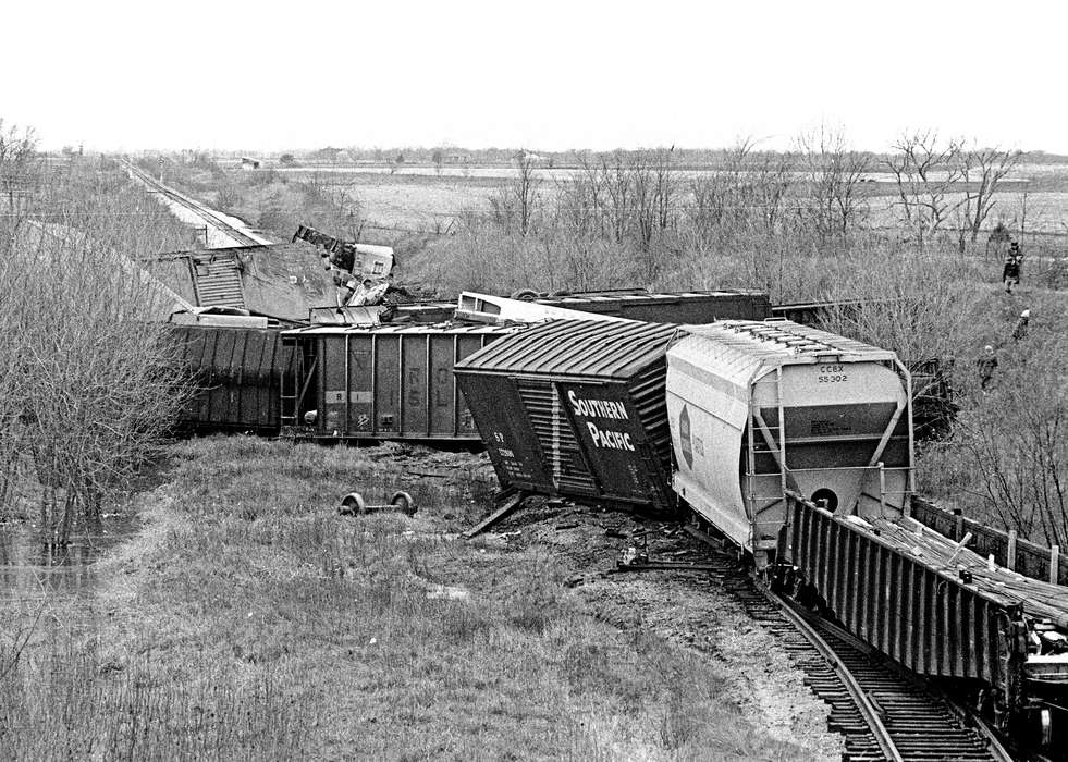 history of Iowa, Iowa History, Wrecks, Drakesville, IA, railroad, crash, Iowa, Lemberger, LeAnn, train