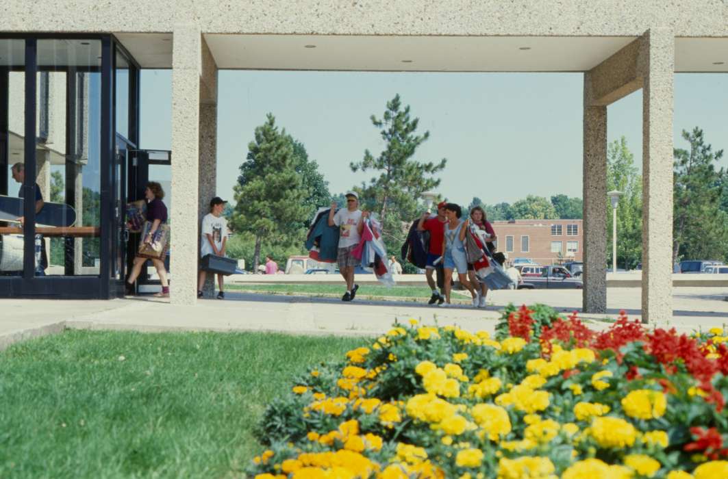 Cedar Falls, IA, dormitory, luggage, history of Iowa, Families, uni, Iowa History, UNI Special Collections & University Archives, Iowa, dorm, Schools and Education, flower, university of northern iowa
