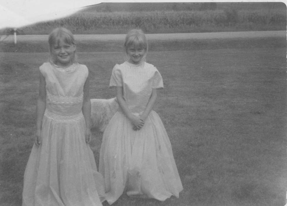 Portraits - Group, Bouck, Sharon, history of Iowa, Iowa History, dress up, Iowa, Waterloo, IA, Children, Farms