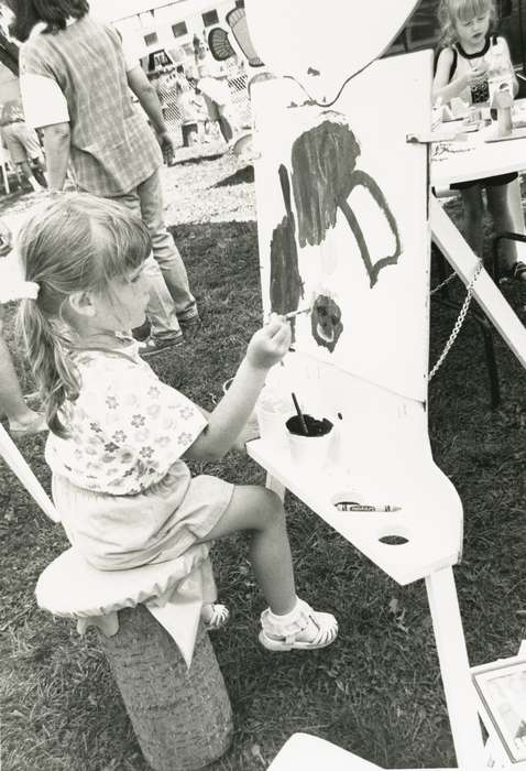 art, Iowa, Fairs and Festivals, Owens, Rebecca, painting, Children, Jesup, IA, history of Iowa, Iowa History, paint