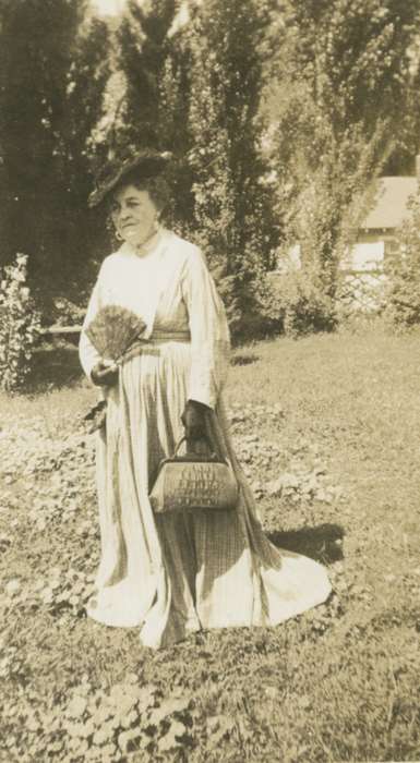 history of Iowa, Iowa History, Eddyville, IA, woman, Iowa, dress, Anderson, Lydia, Portraits - Individual