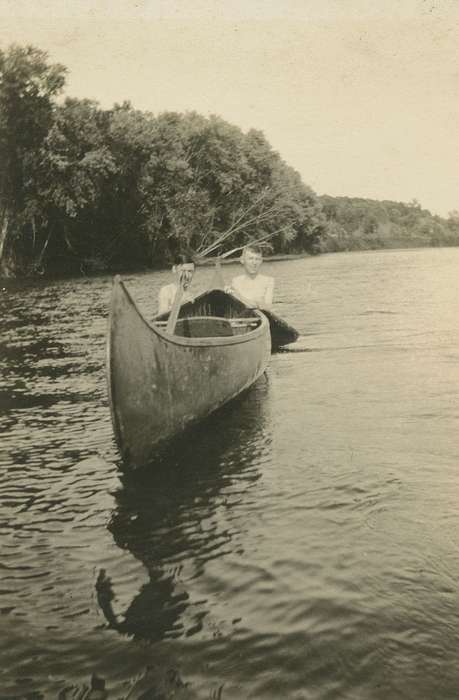 Portraits - Group, canoe, Hatcher, Cecilia, history of Iowa, Iowa History, Lakes, Rivers, and Streams, river, Iowa, Outdoor Recreation, Anamosa, IA, park