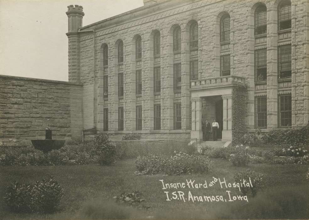 history of Iowa, Iowa History, anamosa state penitentiary, masonry, Prisons and Criminal Justice, Anamosa State Penitentiary Museum, limestone, Iowa, Anamosa, IA