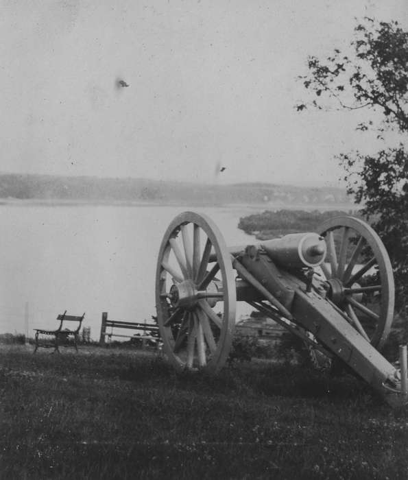 Lakes, Rivers, and Streams, Iowa History, Iowa, history of Iowa, King, Tom and Kay, Landscapes, IA, canon
