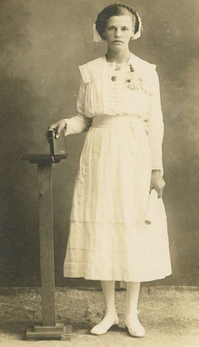 confirmation, Iowa History, Bremer County, IA, Children, Iowa, history of Iowa, Portraits - Individual, Griesert, Lori