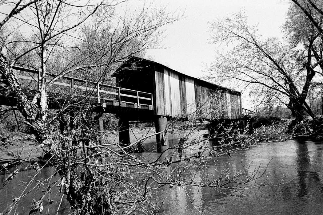 bridge, Iowa History, Lakes, Rivers, and Streams, Iowa, Lemberger, LeAnn, covered bridge, history of Iowa, Delta, IA, river, Landscapes