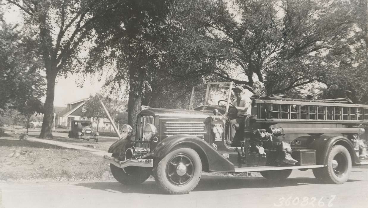 Waverly, IA, fire truck, history of Iowa, Motorized Vehicles, Iowa, Waverly Public Library, Labor and Occupations, Iowa History