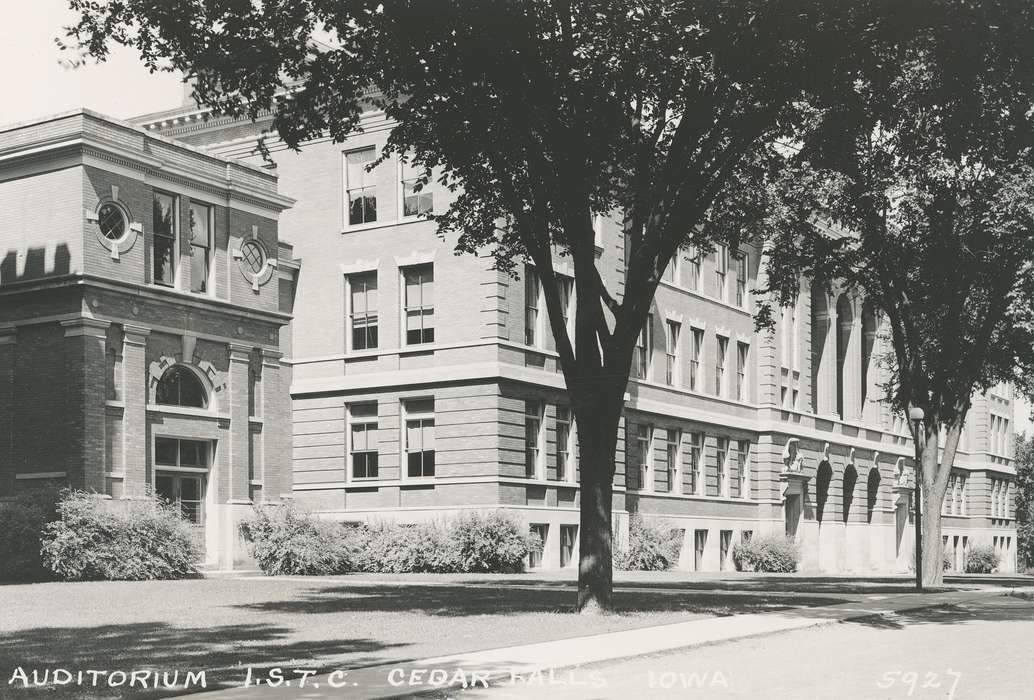 Iowa History, university of northern iowa, iowa state teachers college, University of Northern Iowa Museum, Iowa, history of Iowa, Schools and Education, uni, Cedar Falls, IA, lang hall