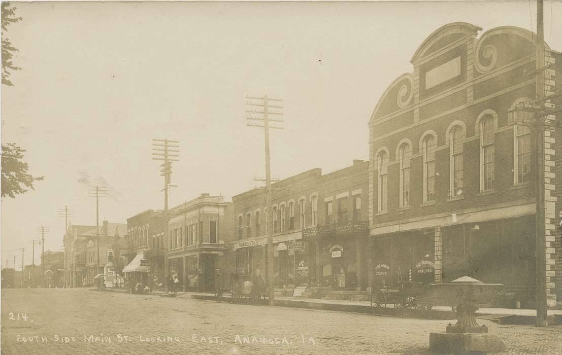 Anamosa, IA, history of Iowa, Main Streets & Town Squares, Iowa, Cities and Towns, Hatcher, Cecilia, Iowa History, telephone pole