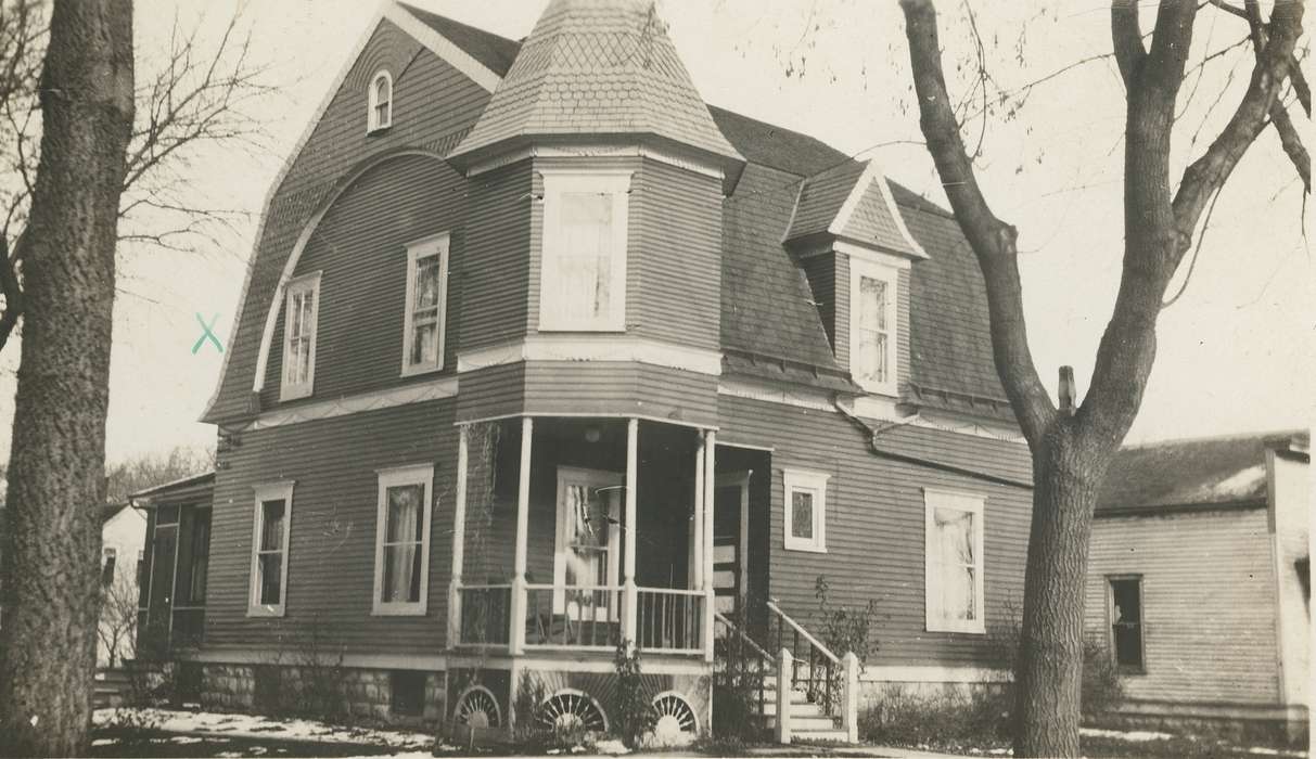 porch, IA, University of Northern Iowa Museum, Iowa, snow, Homes, history of Iowa, house, Winter, tree, screened porch, Iowa History