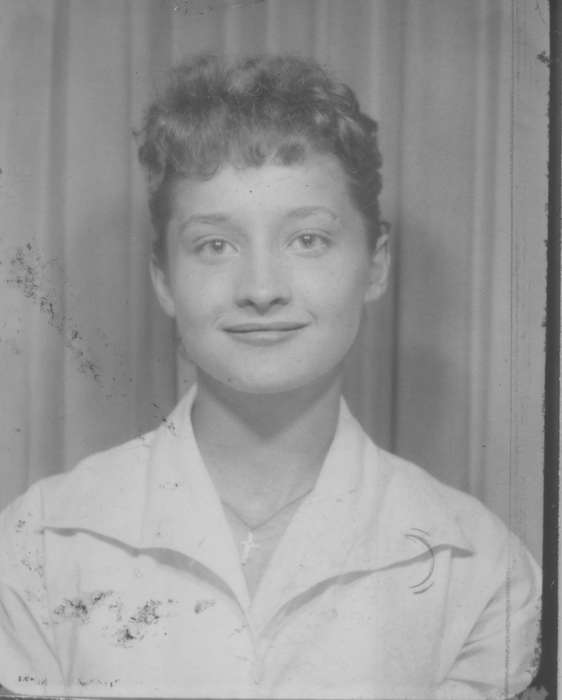 Bouck, Sharon, history of Iowa, Iowa, Iowa History, hairstyle, Waterloo, IA, Portraits - Individual