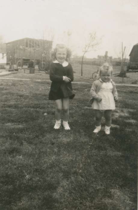 Portraits - Group, toddler, Maharry, Jeanne, Iowa History, Iowa, Taylor County, IA, Children, history of Iowa