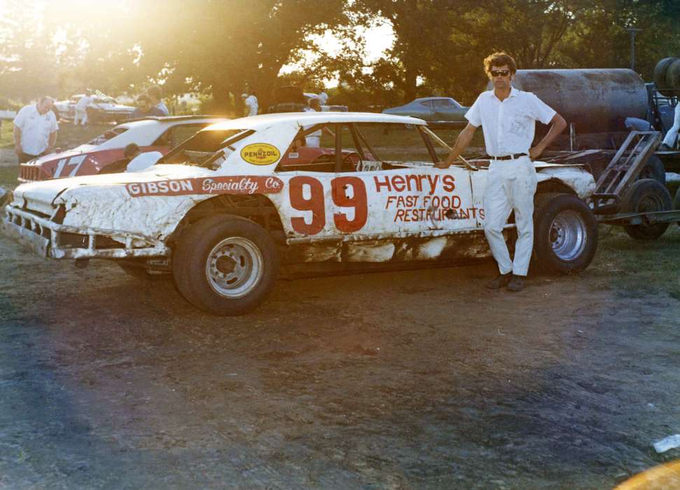 Portraits - Individual, car, Waterloo, IA, Iowa History, Iowa, Motorized Vehicles, Volgarino, Jim, Entertainment, tunis speedway, racecar driver, racecar, history of Iowa