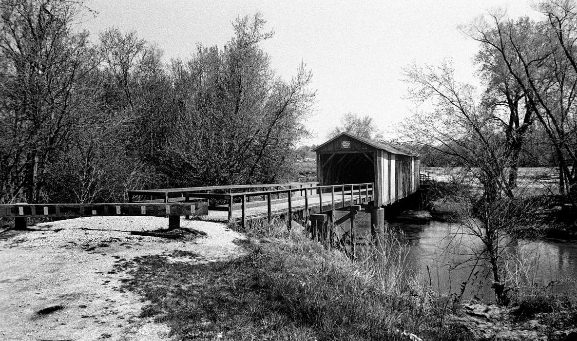 bridge, Iowa History, history of Iowa, Lemberger, LeAnn, Lakes, Rivers, and Streams, Delta, IA, river, Iowa, Landscapes, covered bridge, gravel