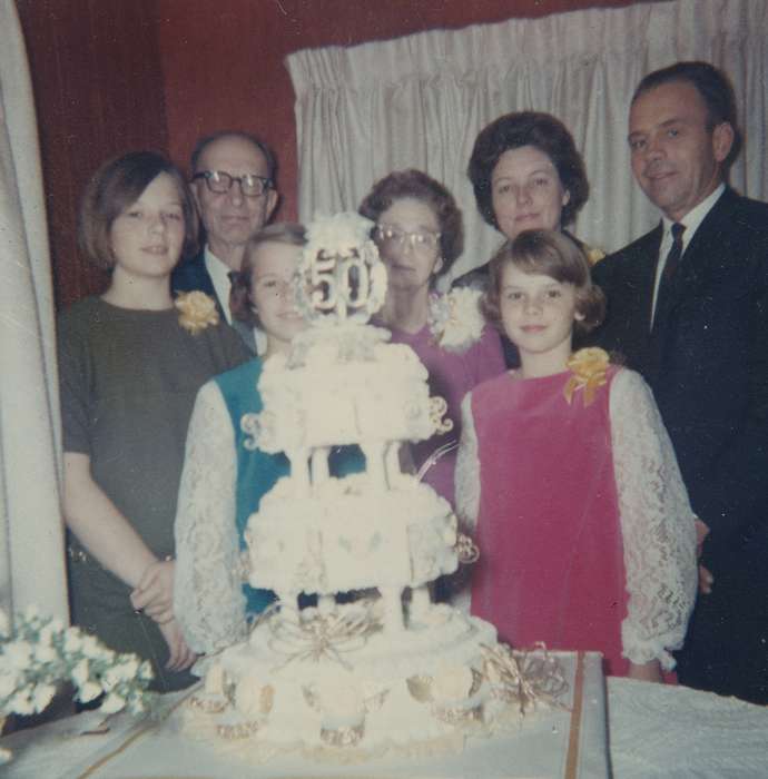 Portraits - Group, anniversary, cake, history of Iowa, Iowa History, Families, Spilman, Jessie Cudworth, Iowa, USA, Food and Meals