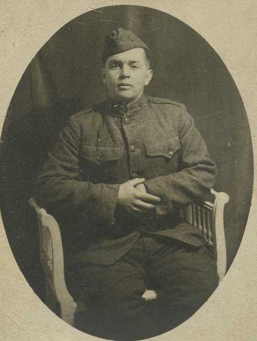 Military and Veterans, Iowa History, Iowa, history of Iowa, wwi, Portraits - Individual, army, Eddyville, IA, uniform, Anderson, Lydia