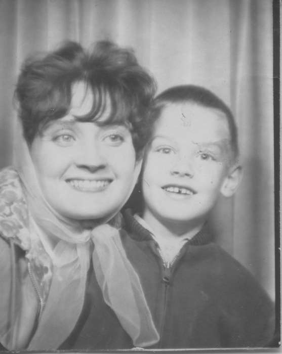 Portraits - Group, Bouck, Sharon, history of Iowa, Iowa History, Families, mother, photo booth, son, Iowa, Waterloo, IA, Children