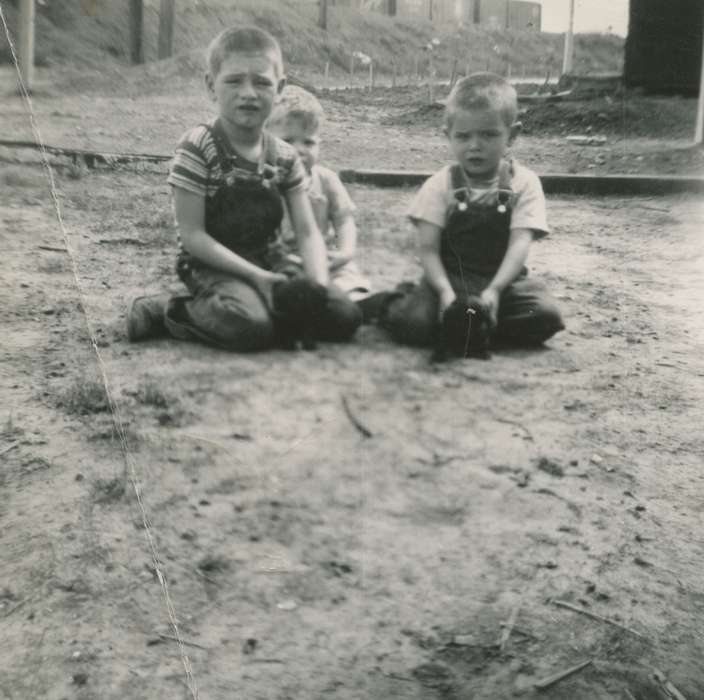 Portraits - Group, history of Iowa, Iowa History, puppy, Animals, brothers, Tama, IA, Iowa, Salway, Evelyn, Children, Leisure