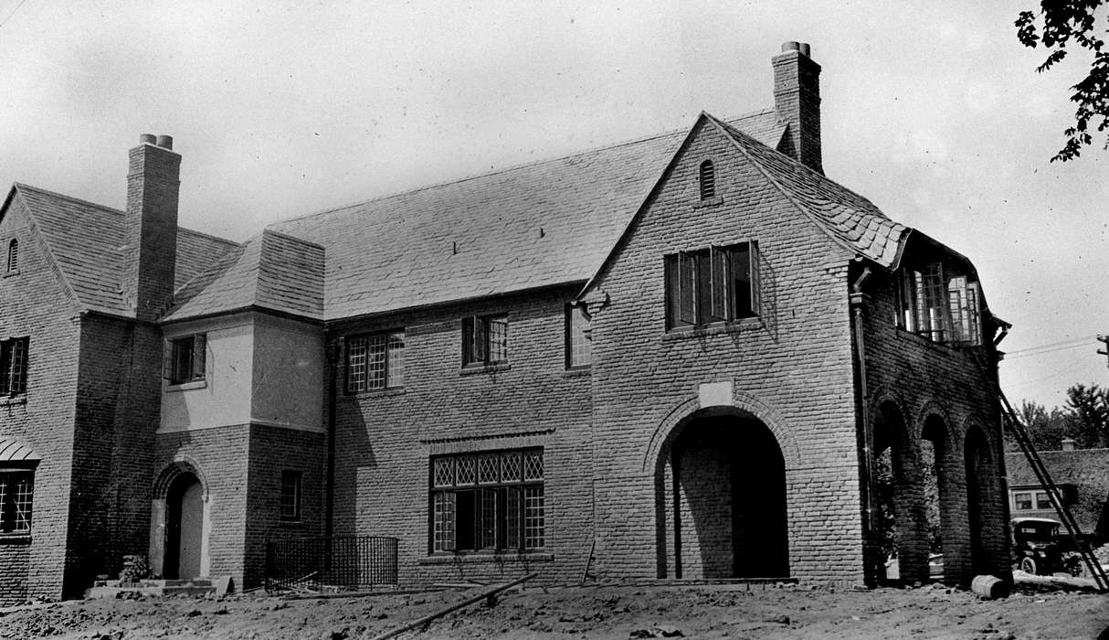 history of Iowa, Iowa History, Ottumwa, IA, Lemberger, LeAnn, architecture, roof, Iowa, Cities and Towns, Homes, house, construction, Labor and Occupations