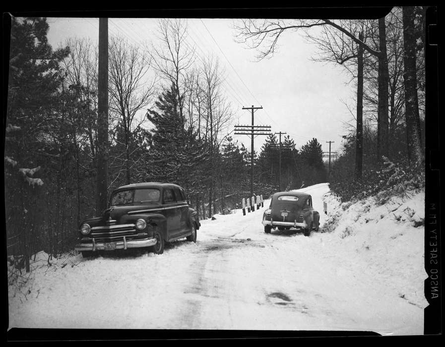 car, Iowa History, Iowa, Storrs, CT, snow, Archives & Special Collections, University of Connecticut Library, history of Iowa