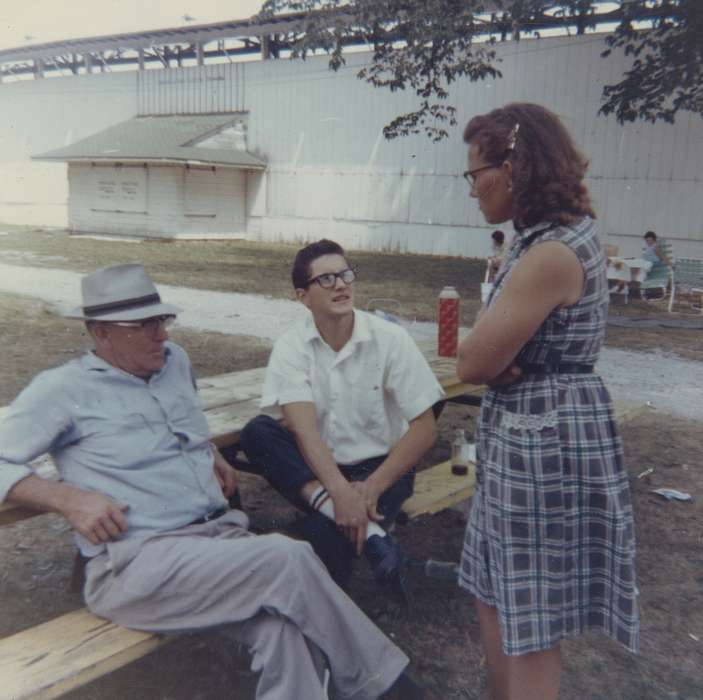 history of Iowa, Iowa History, picnic, glasses, Spilman, Jessie Cudworth, Iowa, USA, Leisure, park