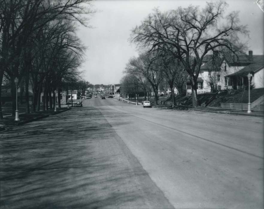 history of Iowa, cars, Iowa History, Motorized Vehicles, trees, Waverly, IA, homes, Iowa, Cities and Towns, Homes, Waverly Public Library