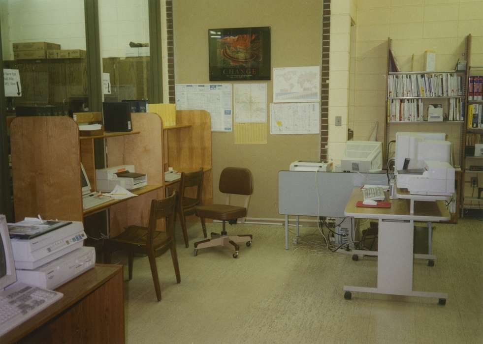 Waverly Public Library, history of Iowa, desks, Iowa History, computers, printer, printers, computer, Iowa, desk, desktop computer, Leisure