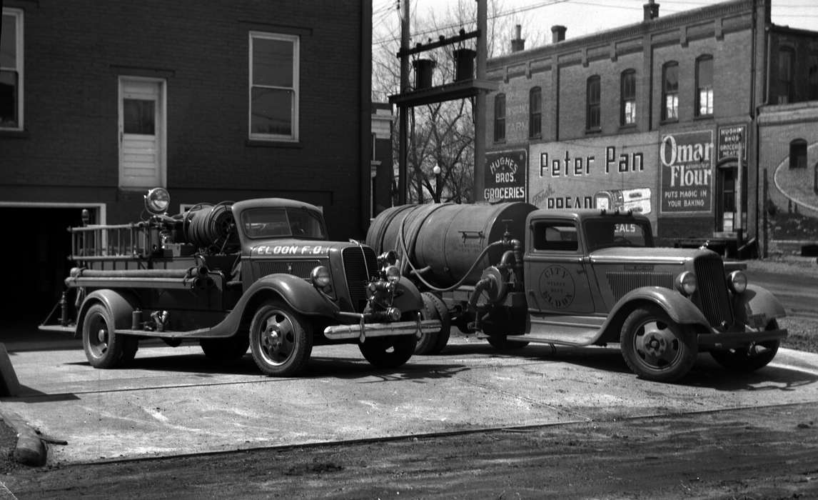 Eldon, IA, car, Iowa History, Iowa, Motorized Vehicles, Lemberger, LeAnn, history of Iowa