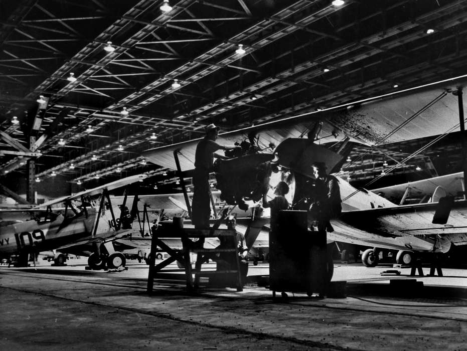 Military and Veterans, history of Iowa, plane, Ottumwa, IA, Iowa History, Motorized Vehicles, airplane, Iowa, Lemberger, LeAnn, navy, mechanic