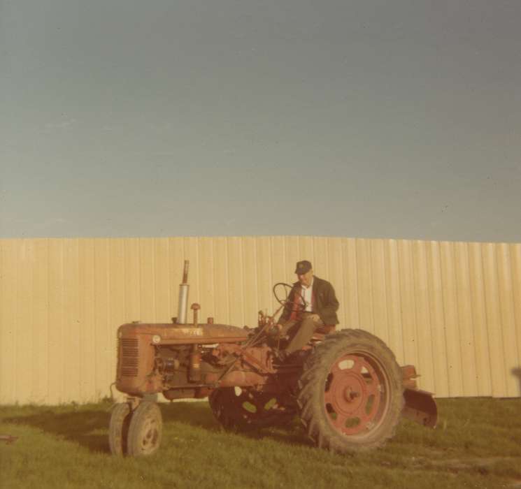 West Liberty, IA, Iowa, Farming Equipment, Iowa History, Meyers, Peggy, history of Iowa