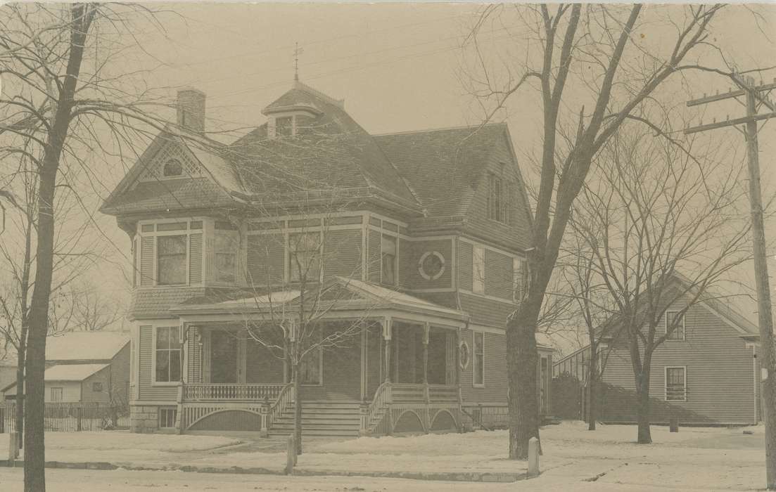 Homes, history of Iowa, snow, front porch, Iowa, Waverly Public Library, Iowa History, Winter