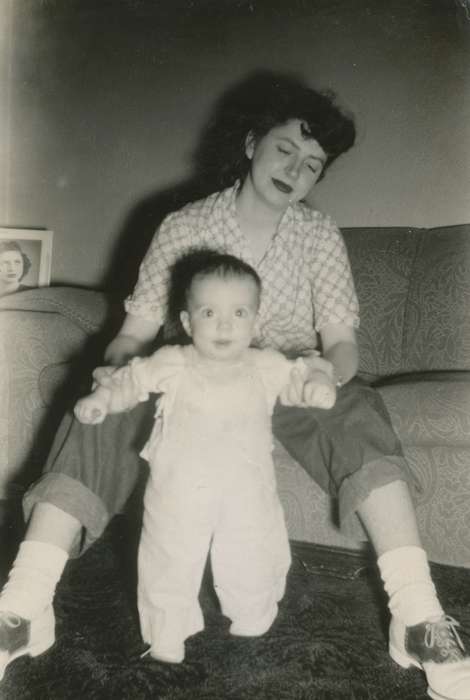 Portraits - Group, history of Iowa, Iowa History, Families, Wiese, Rose, mother, Tama, IA, couch, Iowa, Children, baby, saddle shoes