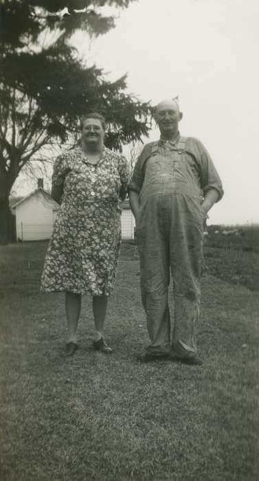Portraits - Group, history of Iowa, Iowa History, Griesert, Lori, Iowa, Frederika, IA, Farms, overalls