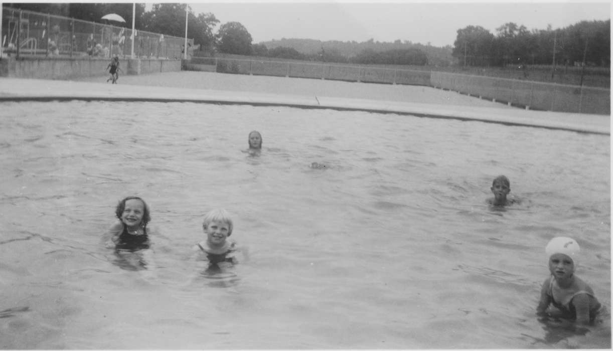 pool, history of Iowa, Iowa, Coonradt, Dee, swimming pool, Decorah, IA, Leisure, swim, Children, Iowa History, Outdoor Recreation, Portraits - Group, bathing suit