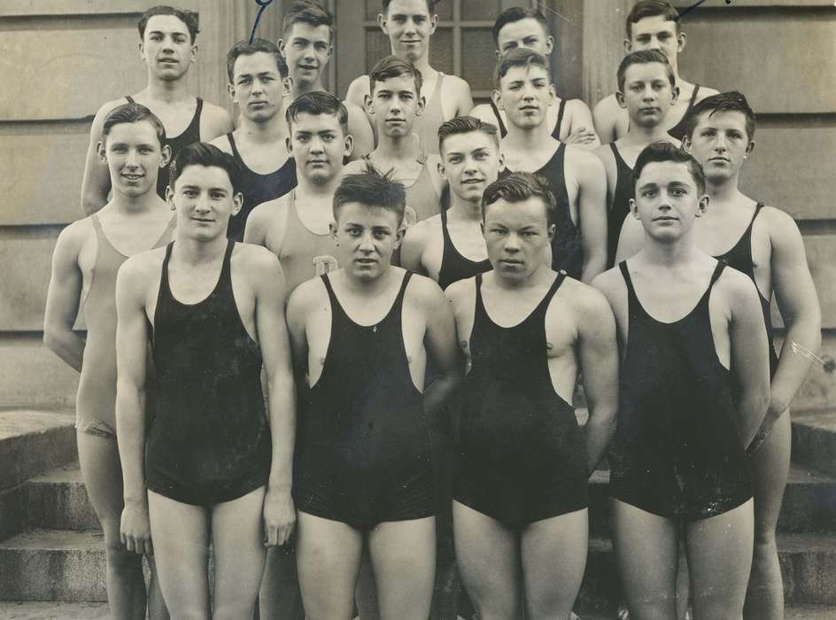 Portraits - Group, east high school, swimming, Campopiano Von Klimo, Melinda, history of Iowa, Iowa History, Iowa, Sports, correct date needed, swimsuit, Children, team, Des Moines, IA