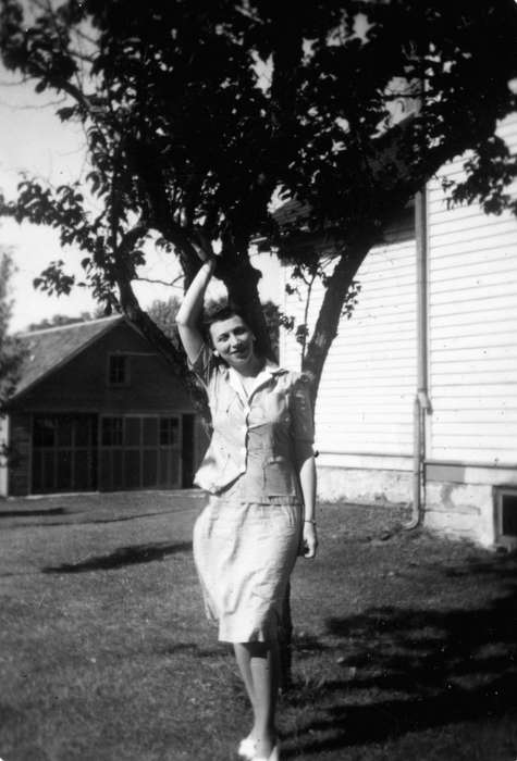 history of Iowa, Portraits - Individual, Iowa, Iowa History, woman, Pickering, Tara, Waverly, IA