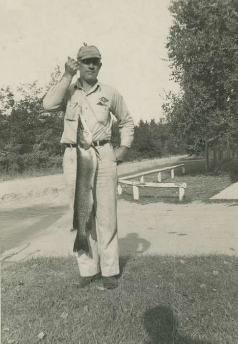 history of Iowa, Iowa History, Parkersburg, IA, road, Neymeyer, Robert, fish, fishing, sand, Iowa, belt, hat, Portraits - Individual