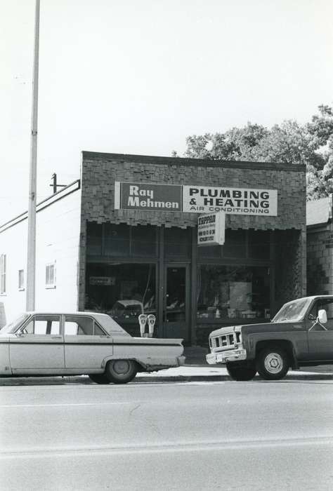 history of Iowa, Iowa History, Iowa, storefront, correct date needed, Businesses and Factories, Waverly Public Library