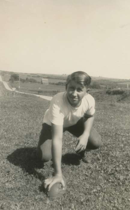 history of Iowa, Iowa History, football, Sports, Washington, IA, Iowa, Salway, Evelyn, Farms, Portraits - Individual