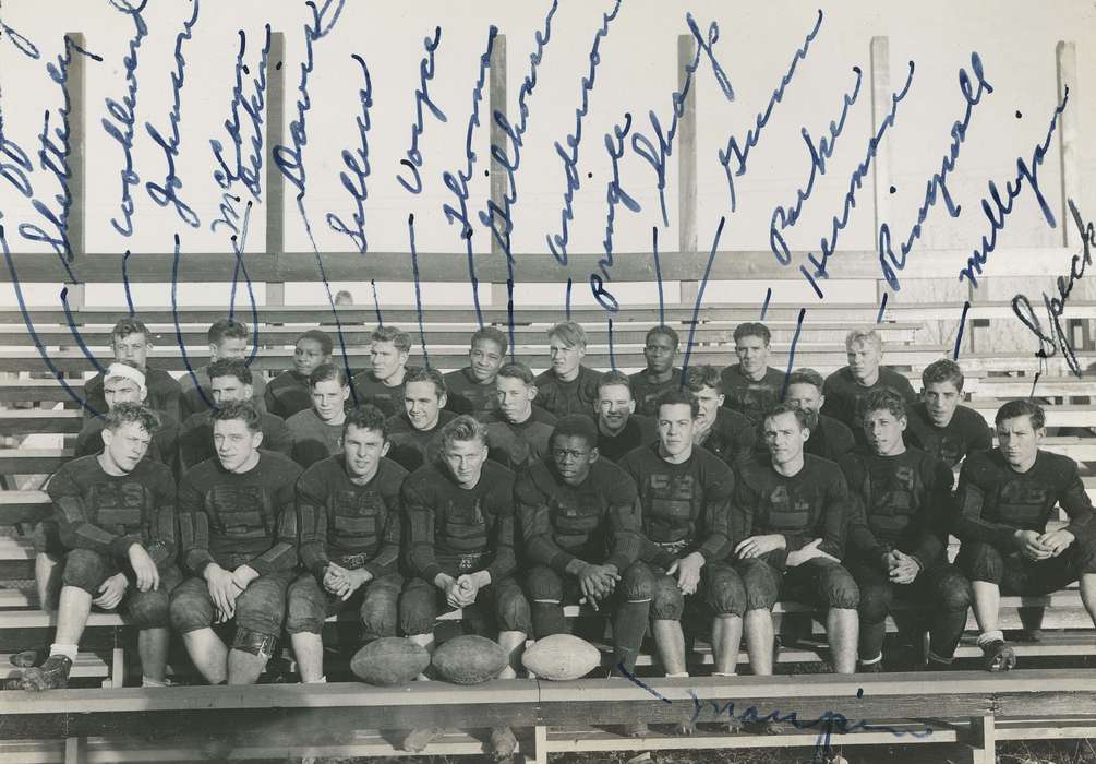 Portraits - Group, football players, east high school, Campopiano Von Klimo, Melinda, People of Color, history of Iowa, Iowa History, football, Iowa, Sports, team, Des Moines, IA
