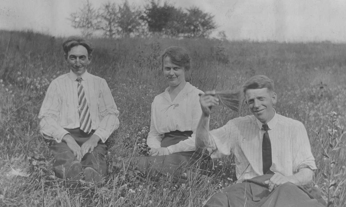 Portraits - Group, tie, Iowa History, King, Tom and Kay, Iowa, IA, silly, Leisure, history of Iowa