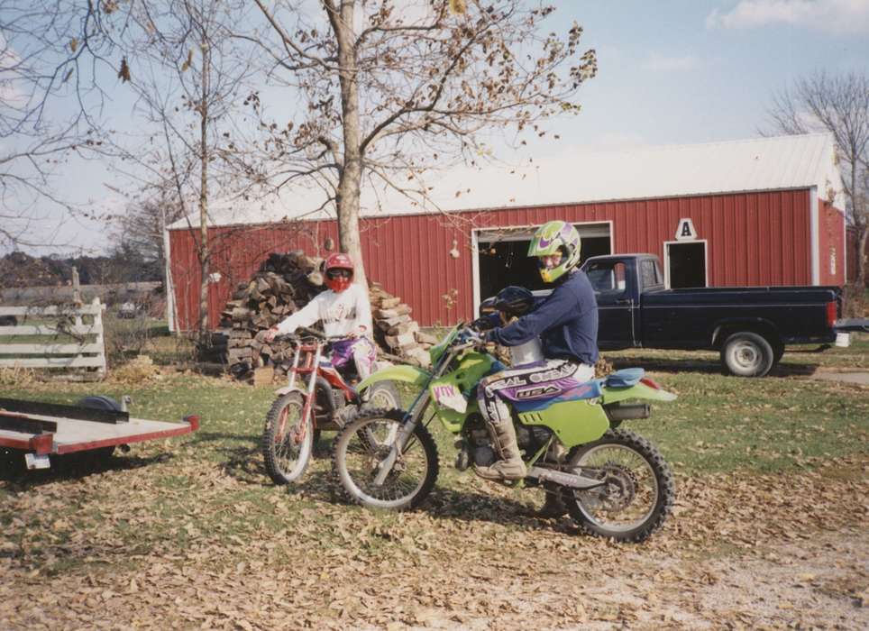 Outdoor Recreation, Iowa, truck, Kearns, Kim, Farms, motorcycle, history of Iowa, Motorized Vehicles, dirt bike, Iowa History, Donnellson, IA