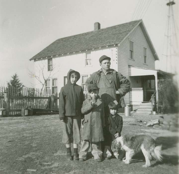 Portraits - Group, Animals, Iowa History, Iowa, Dubuque County, IA, Fredericks, Robert, Children, history of Iowa