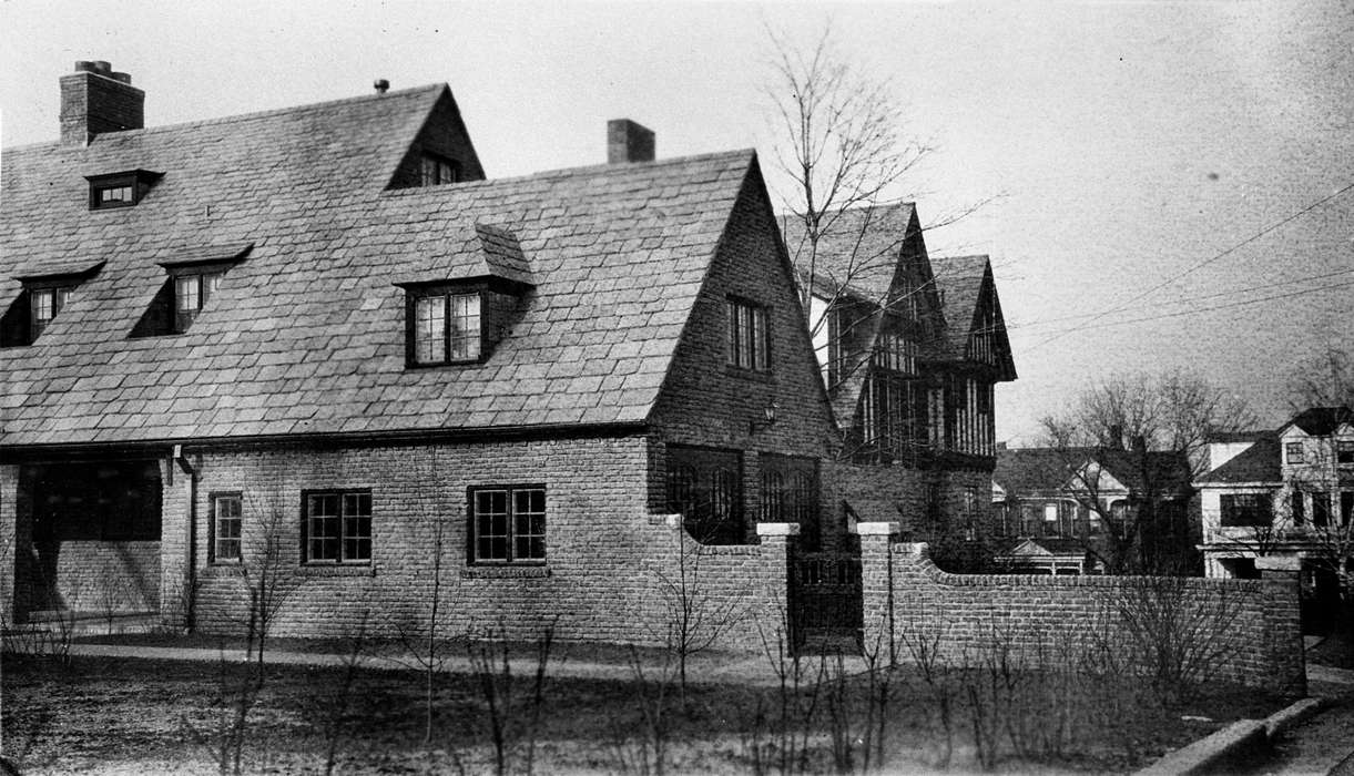 history of Iowa, Iowa History, Ottumwa, IA, Lemberger, LeAnn, architecture, roof, Iowa, Cities and Towns, Homes, construction, home, Labor and Occupations