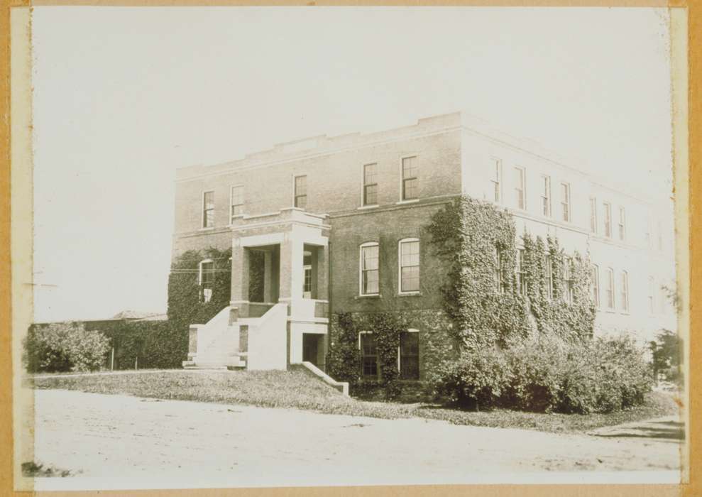 history of Iowa, Storrs, CT, Iowa History, Archives & Special Collections, University of Connecticut Library, Iowa